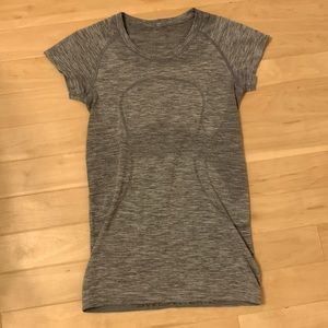 grey lululemon swiftly tech size 4